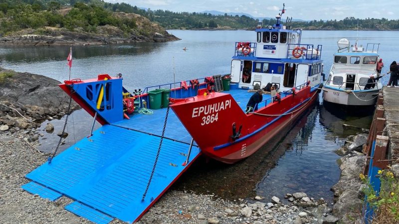 Barcaza Epu Huapi retoma operaciones en el lago Ranco