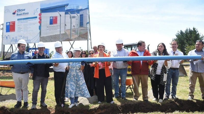 MOP instala tubería para dotar de agua potable a 160 familias del sector La Luma