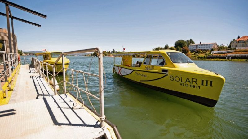 Transporte público fluvial en Valdivia: más de 8 mil personas ya lo han utilizado