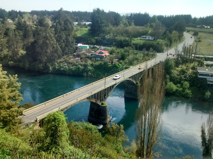 Río Bueno extiende suspensión de clases para mañana lunes