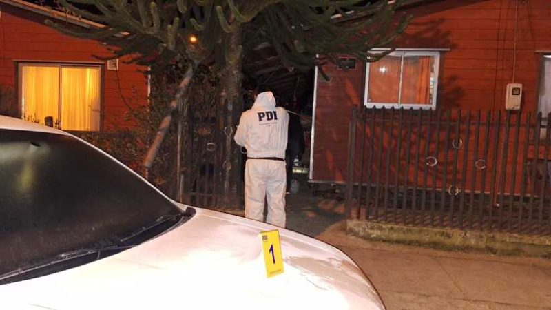 Asesinan con disparos a un hombre cuando éste abrió la puerta de su casa