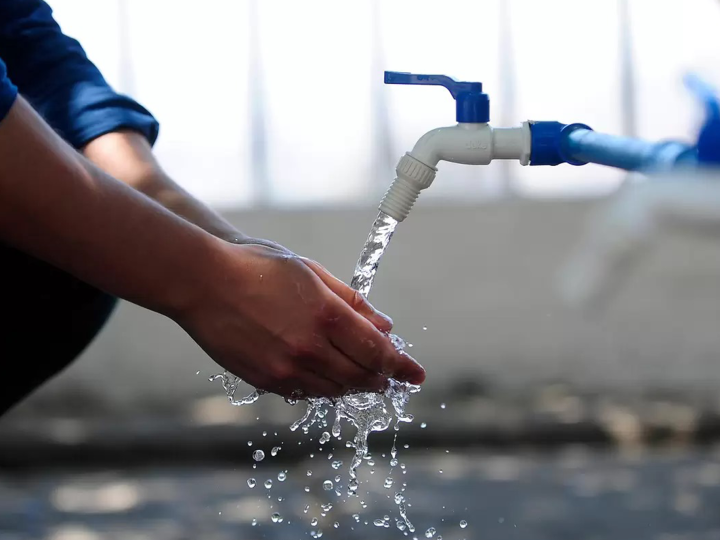 Más de 250 familias accederán al agua potable tras 10 años de espera