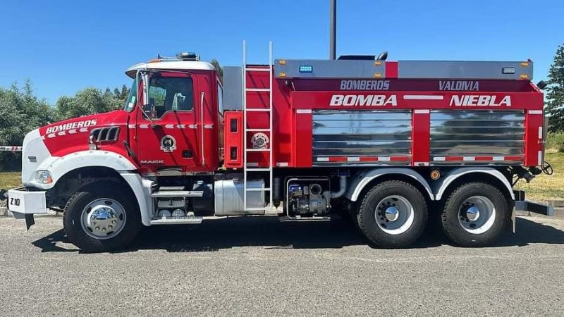 Compañía de Bomberos de Niebla estrena carro aljibe