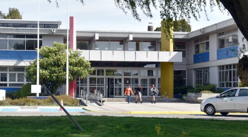 Serie de denuncias por acoso mantienen en paro a la U. de Los Lagos