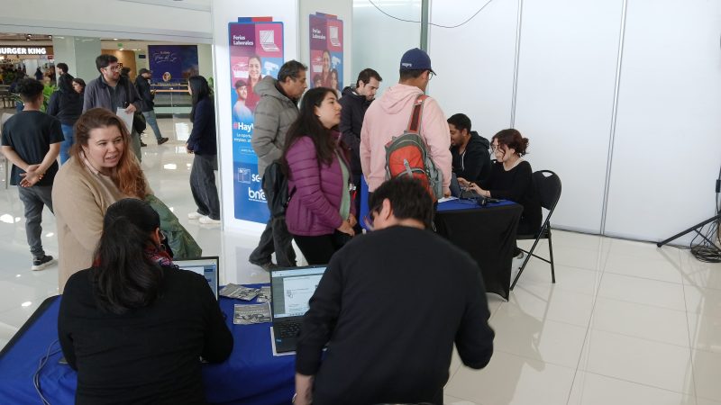 Con éxito se realizó la Feria Laboral de Sence Los Ríos