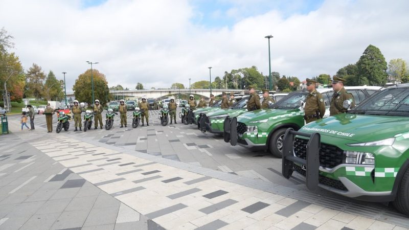 La Unión Río Bueno y Valdivia recibieron nuevos vehículos policiales