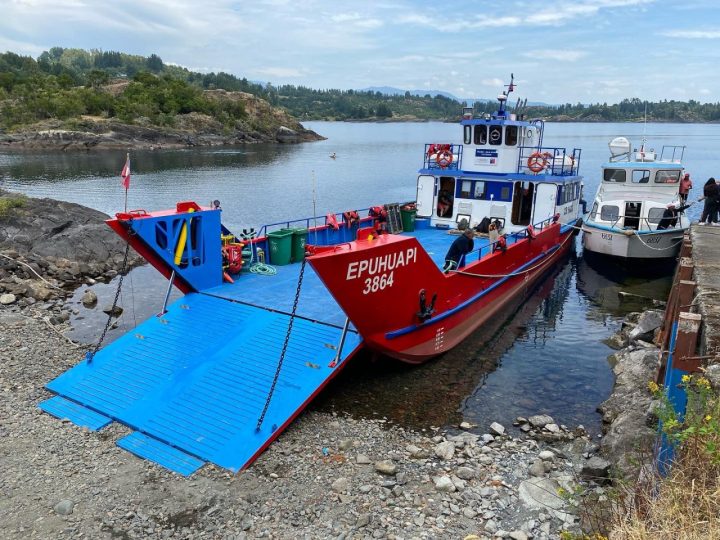 Barcaza Epu Huapi retoma operaciones en el lago Ranco