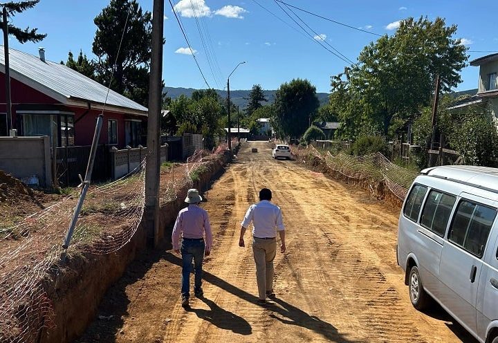 MINVU anunció la pavimentación de dos calles en Reumén y un pasaje en Paillaco