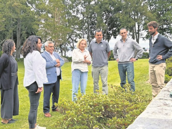 Ex primera dama Cecilia Morel anunció construcción de nueva capilla y espacio para comunidad en Coique