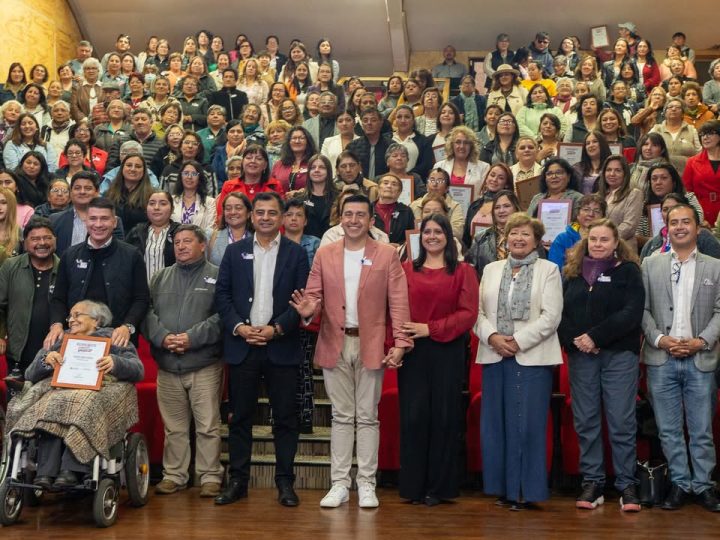 Paillaco conmemoró el Día Internacional de la Mujer con emotivo reconocimiento a “Mujeres sin Límites”